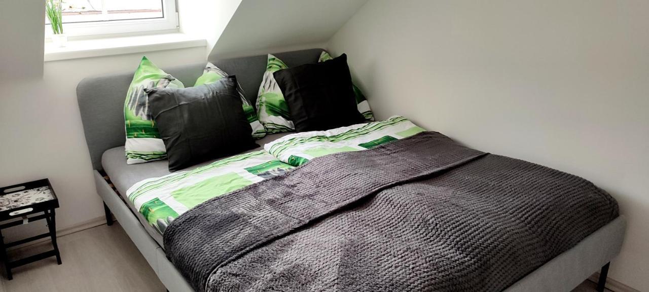 Apartman - Cafe Princ Pod Hradem Wifi, Klima Šternberk Exteriör bild